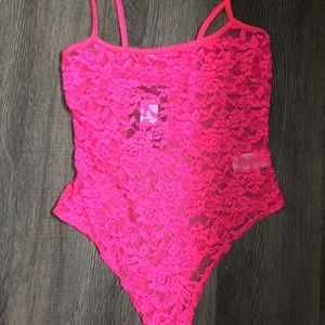 NWT Lace Bodysuit FASHION NOVA-Neon Pink